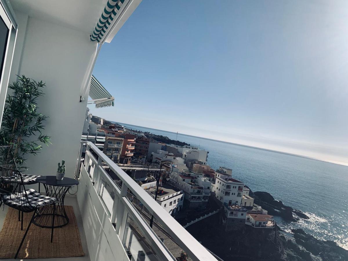 Spacious, Light & Cozy Apartments With Ocean Views Puerto de Santiago  Buitenkant foto