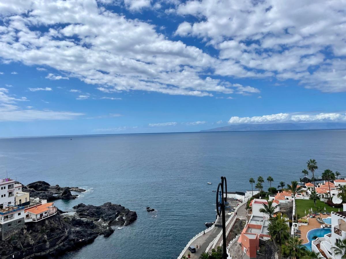 Spacious, Light & Cozy Apartments With Ocean Views Puerto de Santiago  Buitenkant foto